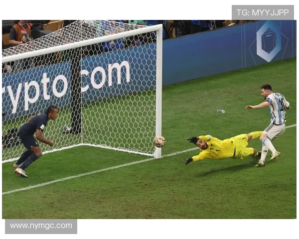 广州足球队在联合会杯积分榜中以73分稳居首位,展现强劲实力